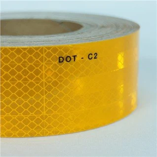 ट्रक के लिए विज्ञापन ग्रेड पीला डीओटी सी 2 प्रतिबिंबित टेप